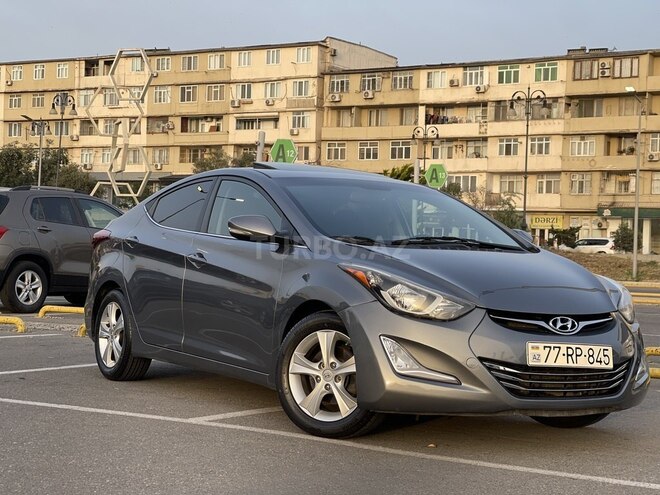 Hyundai Elantra