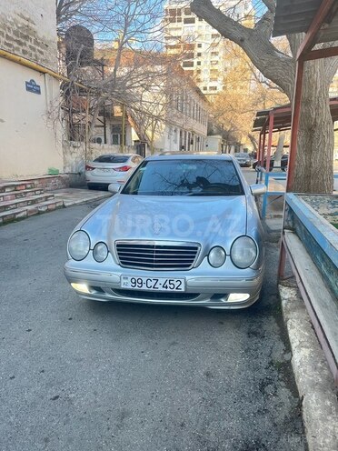 Mercedes E 280