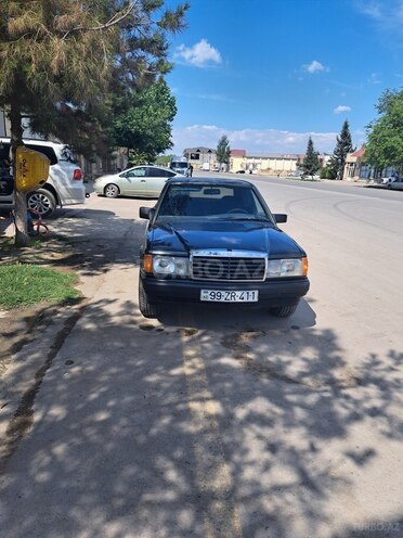 Mercedes 190 1992, 426,000 km - 2.3 l - Sabirabad