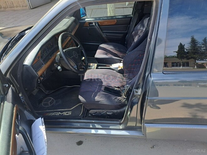 Mercedes 190 1992, 426,000 km - 2.3 l - Sabirabad