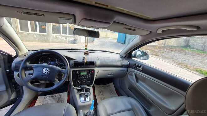 Volkswagen Passat 2004, 22,390 km - 1.8 l - Gəncə