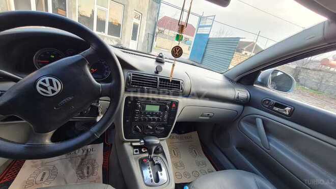 Volkswagen Passat 2004, 22,390 km - 1.8 l - Gəncə