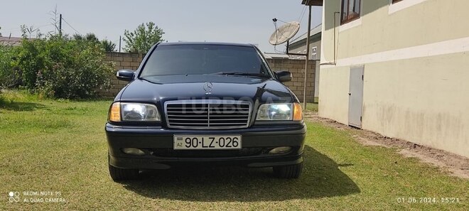 Mercedes C 240