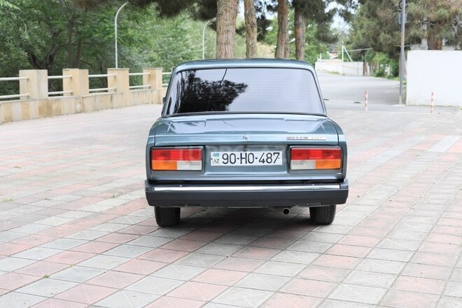 LADA (VAZ) 2107