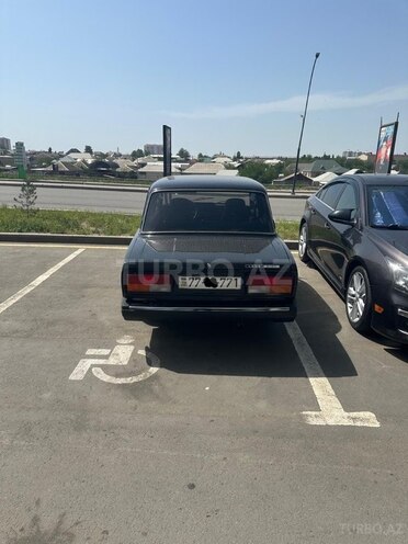 LADA (VAZ) 2107