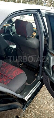Mercedes E 240 1998, 393,016 km - 2.4 l - Bakı