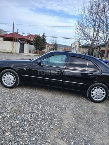 Mercedes E 240 1998, 393,016 km - 2.4 l - Bakı