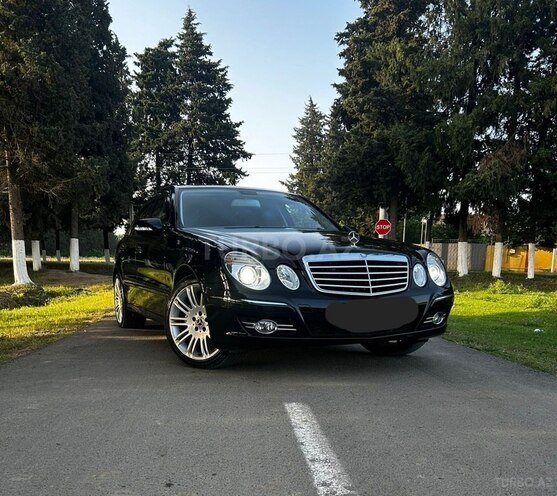 Mercedes E 200