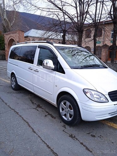 Mercedes Vito 111