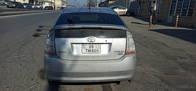 Toyota Prius 2007, 350,000 km - 1.5 l - Sabirabad
