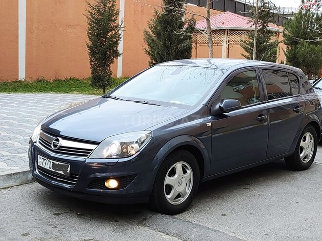 Opel Astra 2009, 275,000 km - 1.4 l - Bakı