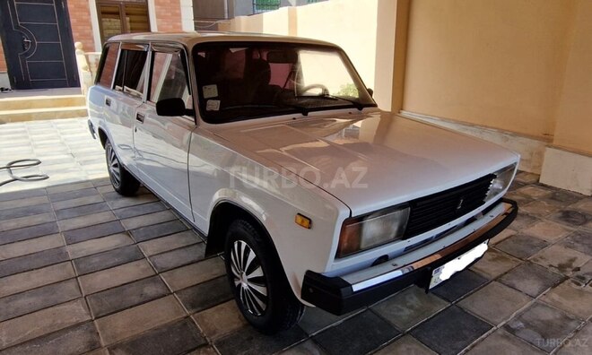 LADA (VAZ) 2104