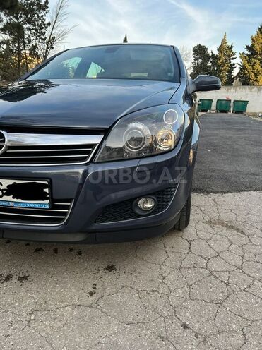 Opel Astra 2009, 275,000 km - 1.4 l - Bakı