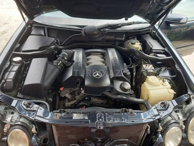 Mercedes E 280 2001, 182,000 km - 2.0 л - Kürdəmir