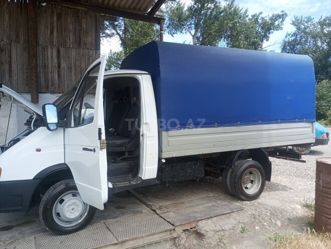 GAZ 3302-744 2001, 450,000 km - 2.4 l - Quba