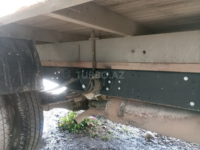 GAZ 3302-744 2001, 450,000 km - 2.4 l - Quba