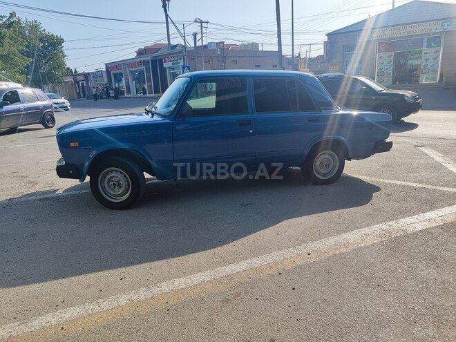 LADA (VAZ) 2107