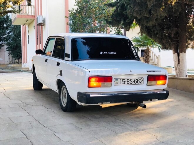 LADA (VAZ) 2107