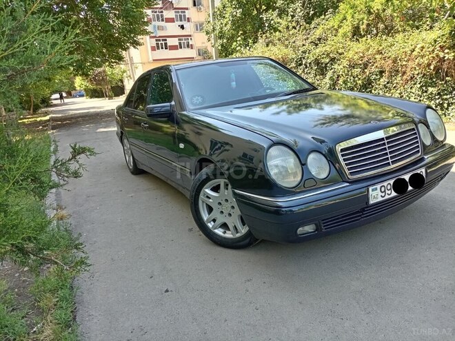 Mercedes E 230 1996, 412,000 km - 2.3 l - Sabirabad