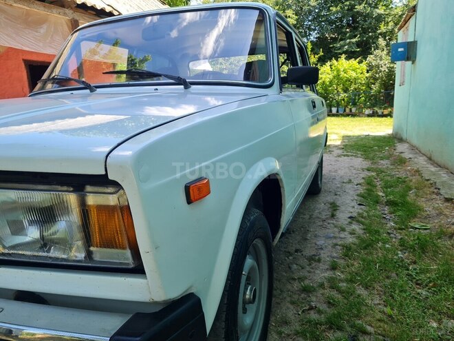 LADA (VAZ) 2107