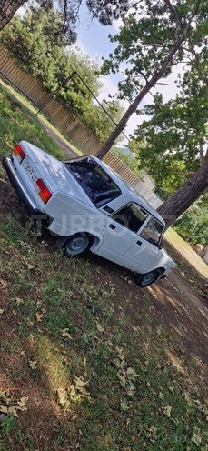 LADA (VAZ) 2107