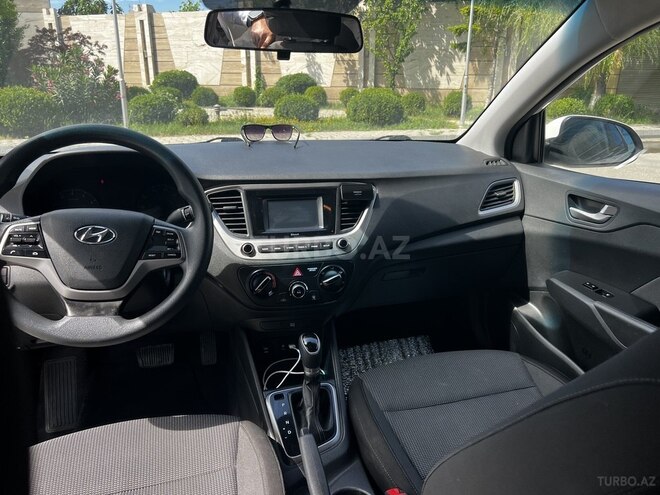 Hyundai Accent 2017, 165,000 km - 1.6 l - Bakı