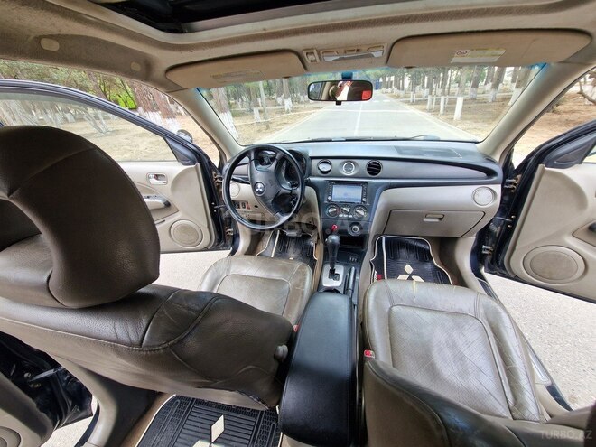 Mitsubishi Outlander 2005, 321,188 km - 2.4 л - Sumqayıt