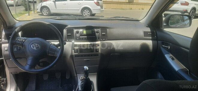 Toyota Corolla 2005, 217,000 km - 1.4 l - Bakı