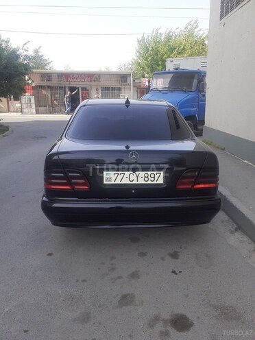 Mercedes E 220 d 2000, 375,400 km - 2.2 l - Bakı