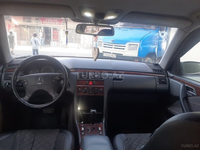 Mercedes E 220 d 2000, 375,400 km - 2.2 l - Bakı