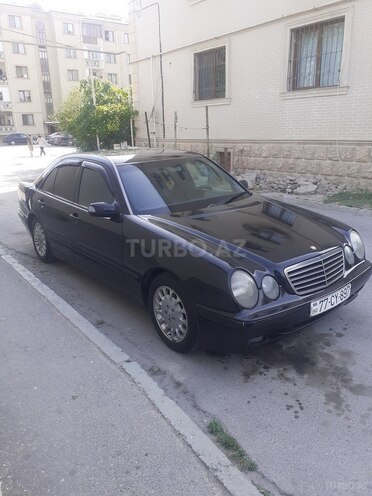 Mercedes E 220 d 2000, 375,400 km - 2.2 l - Bakı