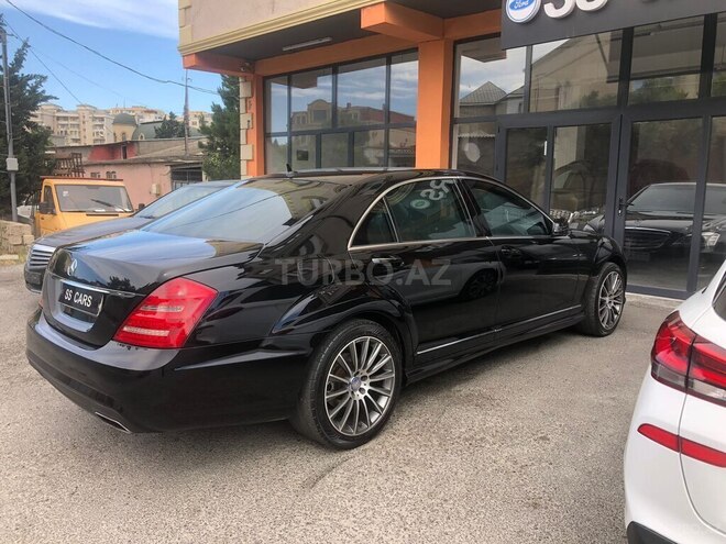 Mercedes S 320