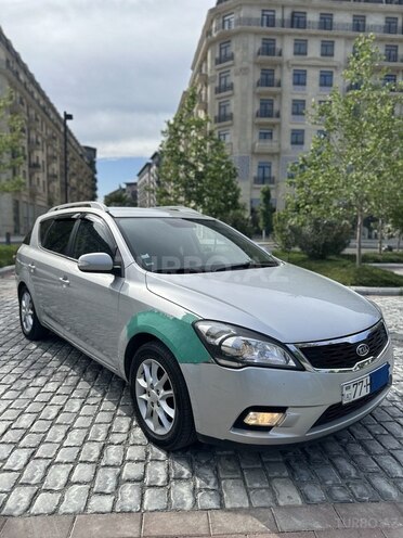 Kia Ceed 2009, 350,000 km - 1.6 л - Bakı