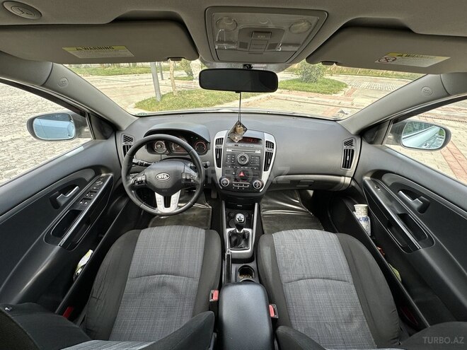 Kia Ceed 2009, 350,000 km - 1.6 л - Bakı