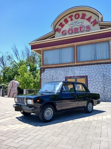 LADA (VAZ) 2107