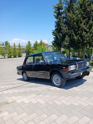 LADA (VAZ) 2107