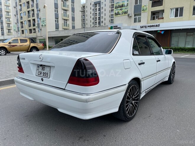 Mercedes C 230 1999, 232,000 km - 2.3 l - Bakı