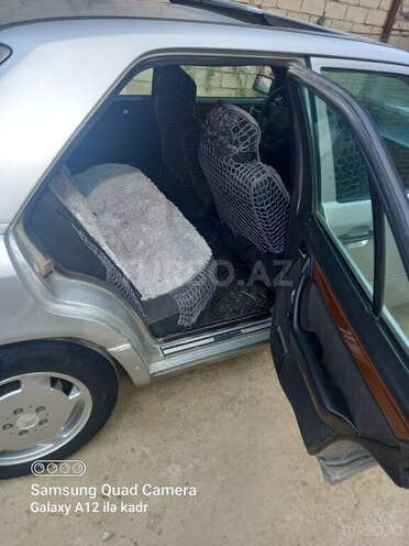 Mercedes E 250 1990, 523,652 km - 2.5 l - Bakı