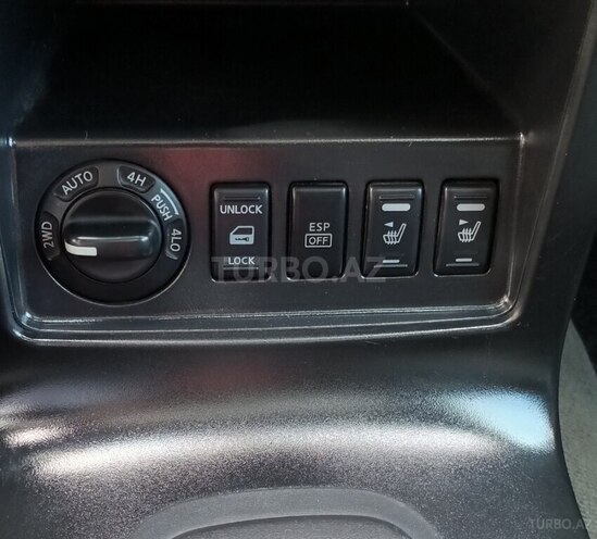 Nissan Pathfinder 2006, 380,000 km - 2.5 l - Bakı
