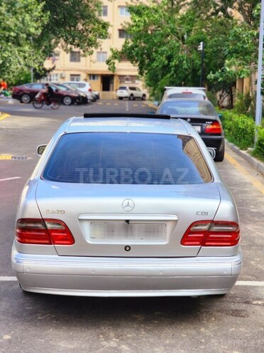 Mercedes E 270 2000, 428,000 km - 2.7 l - Bakı