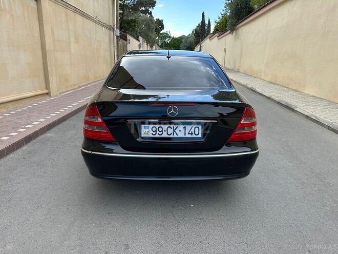 Mercedes E 240 2002, 227,500 km - 2.4 l - Bakı
