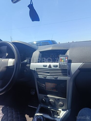 Opel Astra 2009, 295,130 km - 1.4 l - Bakı