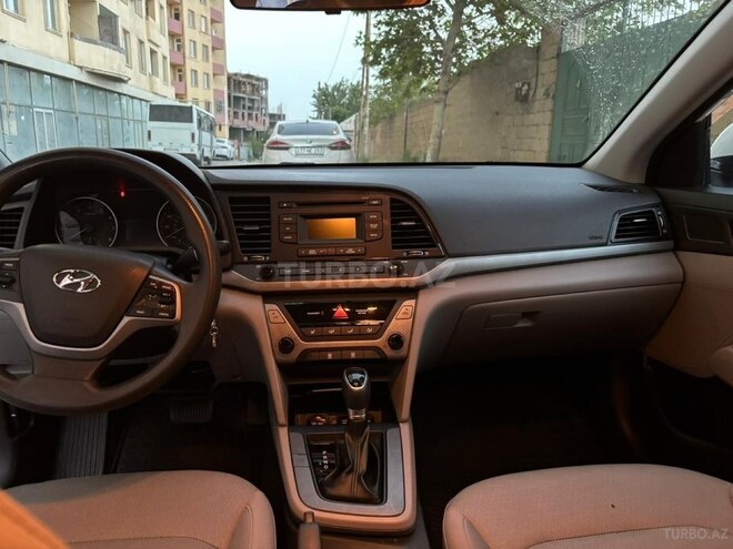Hyundai Elantra 2017, 143,000 km - 2.0 л - Bakı