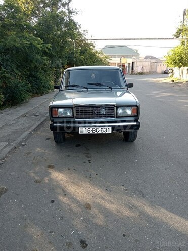 LADA (VAZ) 2107