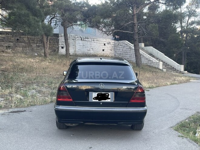 Mercedes C 230