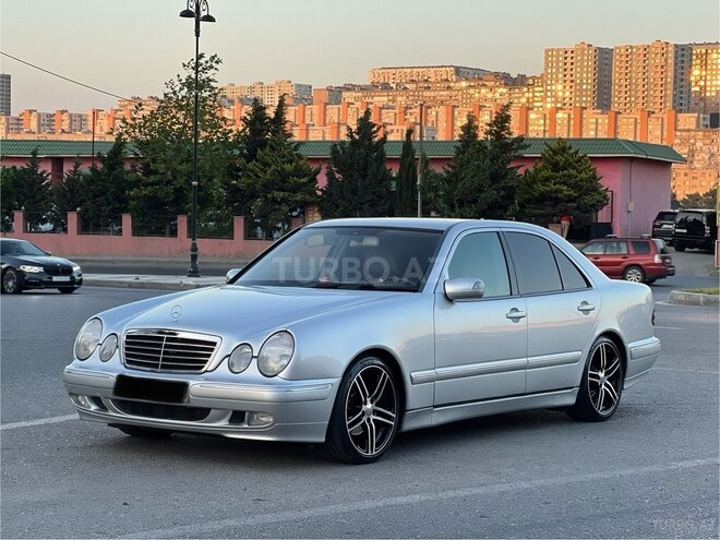 Mercedes E 220 d 2000, 418,000 km - 2.2 l - Bakı