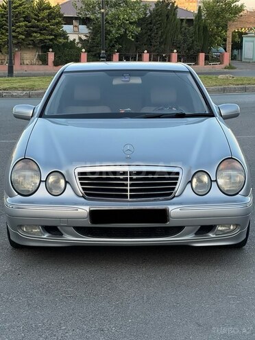 Mercedes E 220 d 2000, 418,000 km - 2.2 l - Bakı