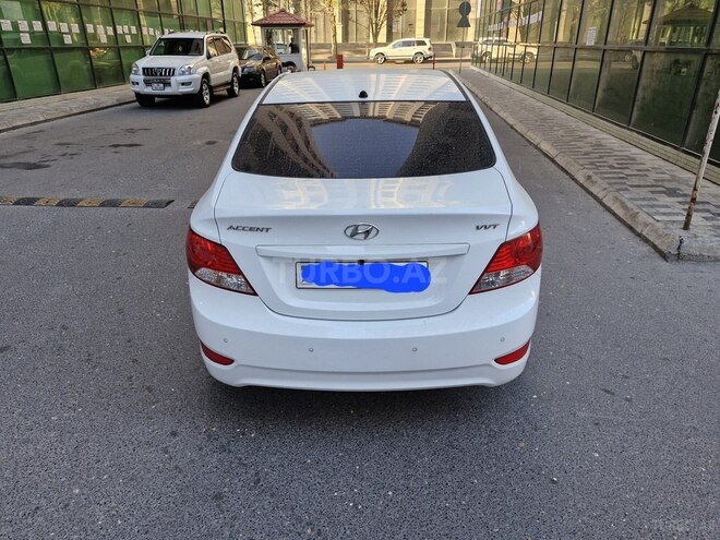 Hyundai Accent 2013, 123,457 km - 1.6 l - Bakı