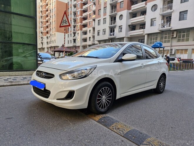 Hyundai Accent 2013, 123,457 km - 1.6 l - Bakı