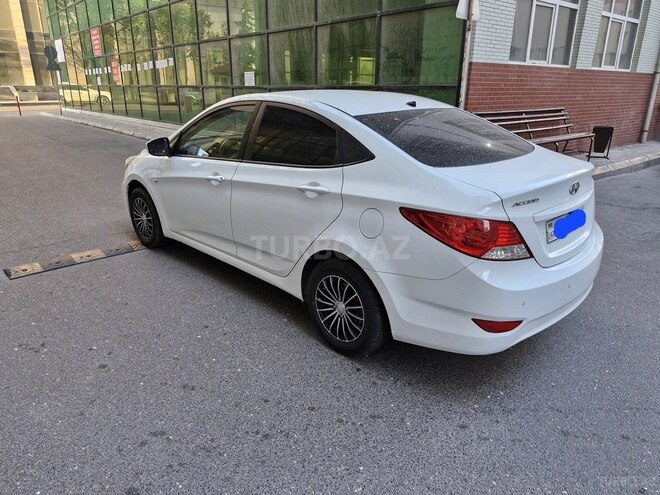 Hyundai Accent 2013, 123,457 km - 1.6 l - Bakı